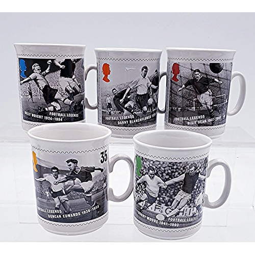 739 - ROYAL MAIL CHINA COLLECTION FOOTBALL LEGENDS MUGS (5)