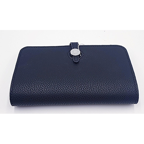 772 - PURSE/WALLET (Boxed)