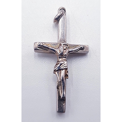 28 - SILVER (925) CRUCIFIX (Total Weight 4.78 Grams)