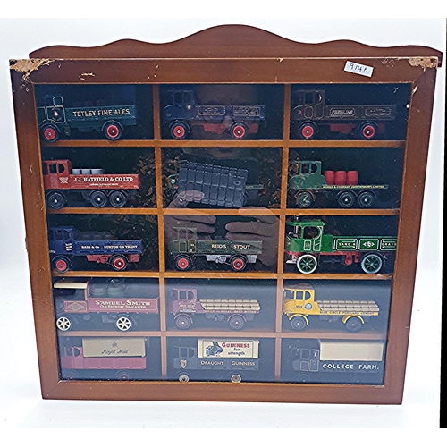 52 - WOODEN 33.5cm x 29.5cm WALL HANGING DISPLAY CABINET CONTAINING 15 Assorted DIE CAST CARS/VANS.
(Plea... 