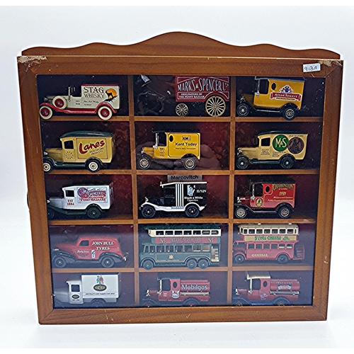 53 - WOODEN 33.5cm x 29.5cm WALL HANGING DISPLAY CABINET CONTAINING 15 Assorted DIE CAST CARS/VANS.
(Plea... 