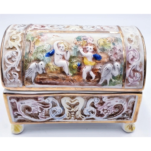 88 - R.CAPODIMONTE (Italy) 15cm x 11cm DOMED LIDDED BOX RESTING ON FOUR FEET DECORATED With CHERUBS ,BIRD... 