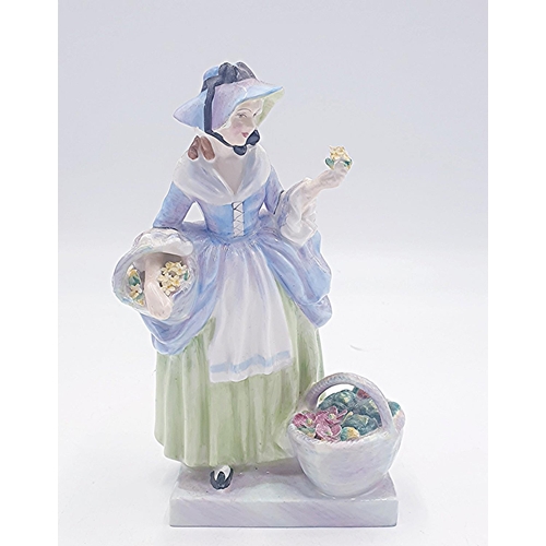 226 - ROYAL DOULTON Large 18.4cm CHARACTER FIGURINE 