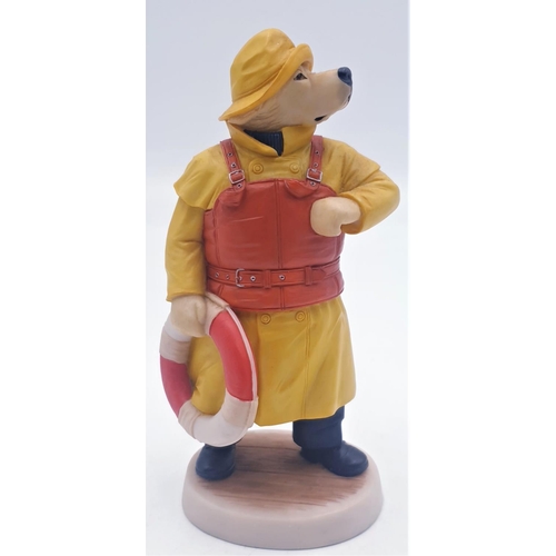 695 - ROBERT HARROP 15.5 cm MODEL OF A GOLDEN RETRIEVER 