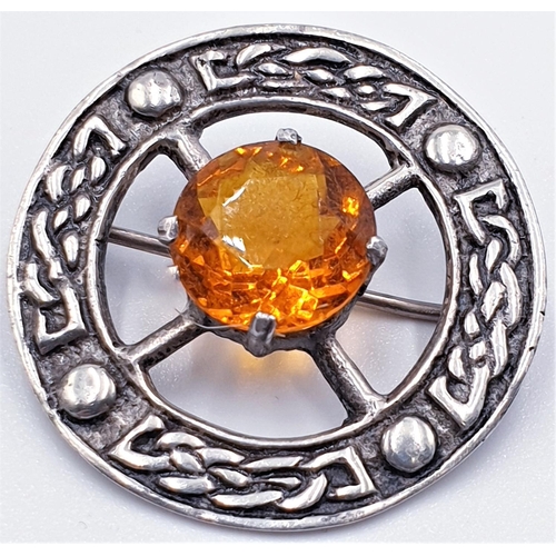 53 - SILVER (Rubbed Hallmark) ORANGE STONE SET 3.5cm Dia SCOTTISH BROOCH  (Total Weight 10.13 Grams) (Box... 