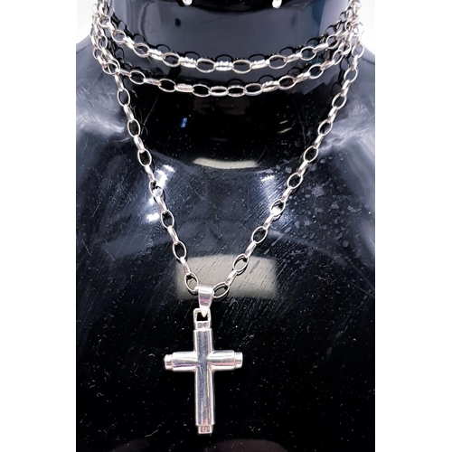 713 - SILVER (925) CROSS PENDANT ON A SILVER (925) NECK CHAIN (Total Weight 5.90 Grams) (Boxed)