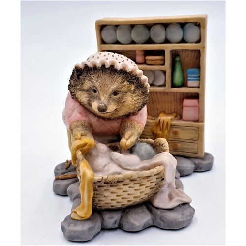 778 - BORDER FINE ARTS 9cm x 10cm x 10cm  BEATRIX POTTERY CHARACTER FIGURINE 