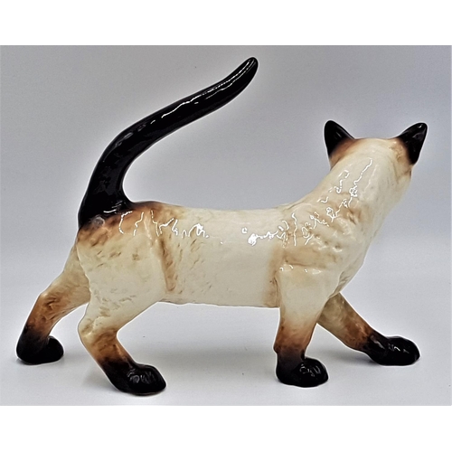 171 - GOEBEL Extra Large 25.5cm x 33.5cm x 11cm MODEL OF A SIAMESE CAT (Walking,Tail Up).
(The company was... 