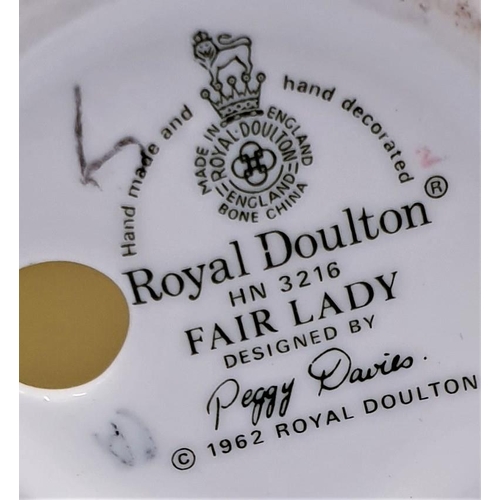 489 - ROYAL DOULTON 9.5cm FIGURINE 