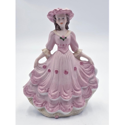 674 - COALPORT PORCELAIN 14cm FIGURINE 