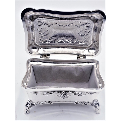 89 - SILVER PLATED ORNATE 12cm x 6cm x 7cm HINGED LIDDED TRINKET/JEWELLERY BOX (Vacant Cartouche) (As New... 