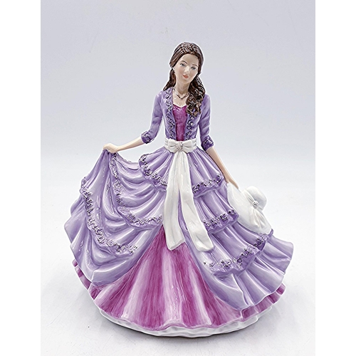 748 - ROYAL DOULTON Large 22cm FIGURINE 