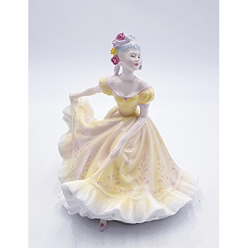 752 - ROYAL DOULTON Large 19.1cm High FIGURINE 