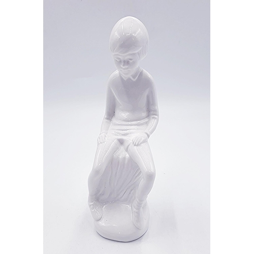 753 - SPODE CHINA 21cm FIGURINE 