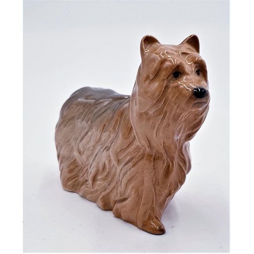 134 - BESWICK 8.9cm MODEL OF A YORKSHIRE TERRIER (Standing) Model No 3262 (Grey/Sandy Brown Gloss Colourwa... 