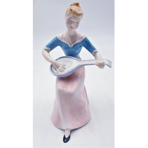 31 - ROYAL DOULTON 15.9cm CHARACTER FIGURINE 