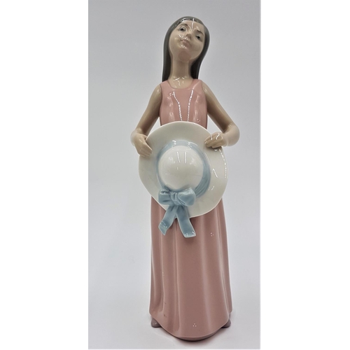 719 - LLADRO PORCELAIN Large 24.5cm CHARACTER FIGURINE 