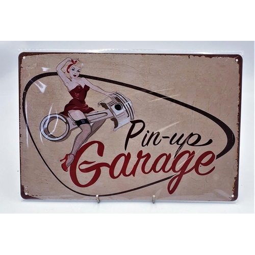 91 - TIN PLATE 20cm x 30cm PIN UP GIRL SIGN