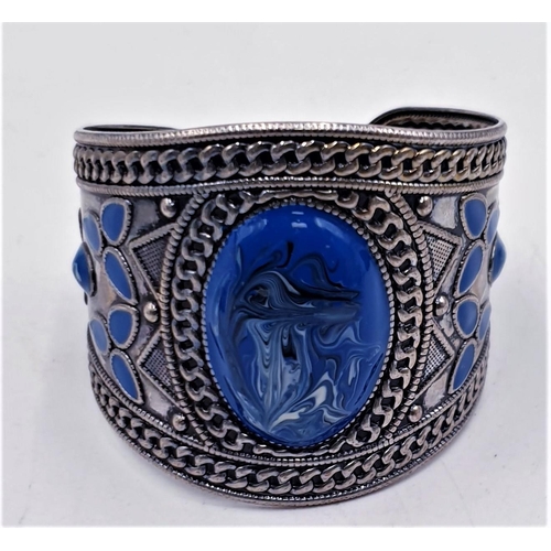 773 - INDIAN SILVER / ENAMEL BANGLE