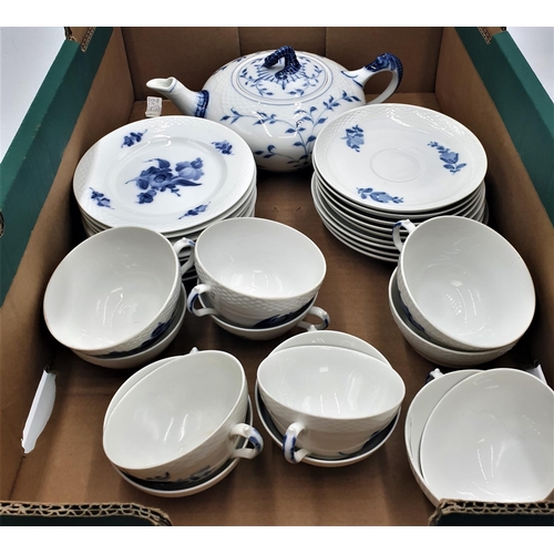 709 - ROYAL COPENHAGEN TEAPOT , CUPS, SAUCERS & SIDE PLATES