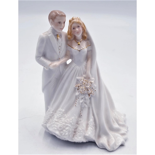 713 - ROYAL WORCESTER 12.1cm  FIGURINE 