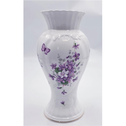 74 - AYNSLEY CHINA 27 cm VASE IN THE ENGLISH VIOLETS DESIGN (Original Box)