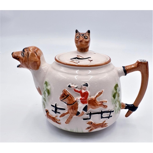 556 - PRICE & KENSINGTON HUNTSMAN FOX TEAPOT