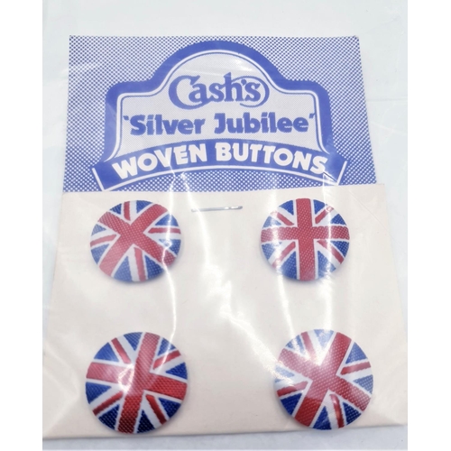 608 - CASH'S SILVER JUBLIEE 1977 BUTTONS (Original Packaging)