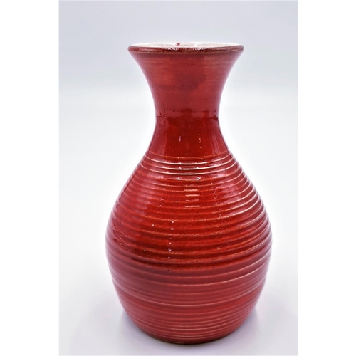 672 - STUDIO POTTERY 15.5cm VASE (Trad Pots) POOLE