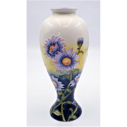 109 - OLD TUPTON WARE Large 28cm TUBELINED BALLOON VASE (11505) IN THE LILAC DAISY FLOWER DESIGN (Original... 