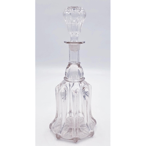 635 - VICTORIAN / EDWARDIAN GLASS DECANTER