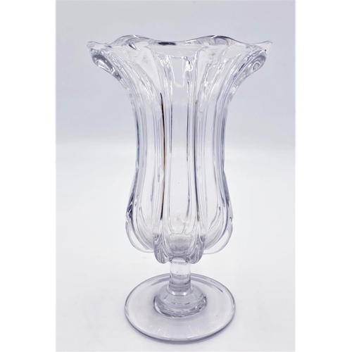 636 - VICTORIAN / EDWARDIAN GLASS CELERY BOWL