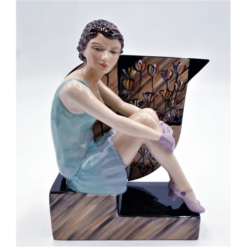 640 - PEGGY DAVIES STUDIO'S 19cm x 14cm CHARACTER FIGURINE 