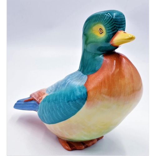 124 - HOLLOHAZA (Hungary) (Hand Made) 20cm MODEL OF A BIRD.
(Hollóháza porcelain is produced by the Porcel... 