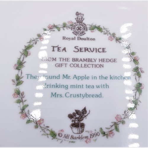 159 - ROYAL DOULTON CHINA 25cm x 14cm OVAL PLATE/TRAY 'TEA SERVICE' FROM THE BRAMBLY HEDGE GIFT COLLECTION