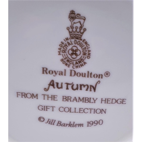 166 - ROYAL DOULTON 16.5cm VASE 'AUTUMN' FROM THE BRAMBLY HEDGE GIFT COLLECTION