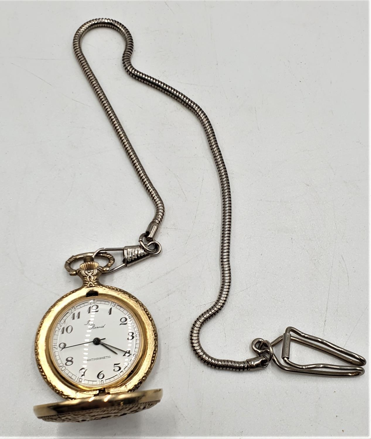 SMALL POCKET WATCH ON CHAIN