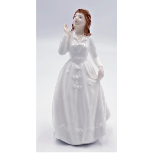 813 - ROYAL DOULTON 13.3cm FIGURINE 