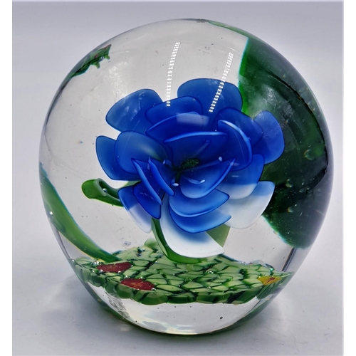 127 - GLASS Large FLORAL PAPERWEIGHT