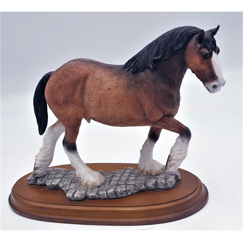 260 - COUNTRY ARTISTS 30cm x 22cm MODEL OF A CLYDESDALE HORSE ON PLYNTH FROM THE COUNTRY LEGACY COLLECTION