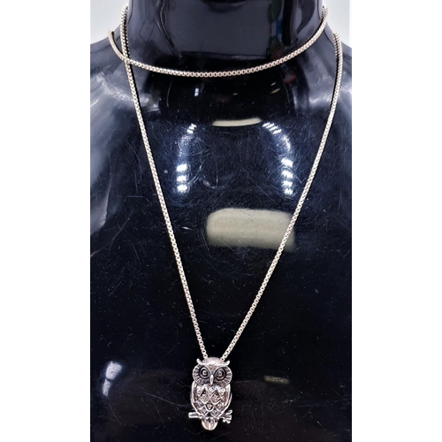 88 - STERLING SILVER / CZ OWL PENDANT ON A 51cm STERLING SILVER BOX NECK CHAIN