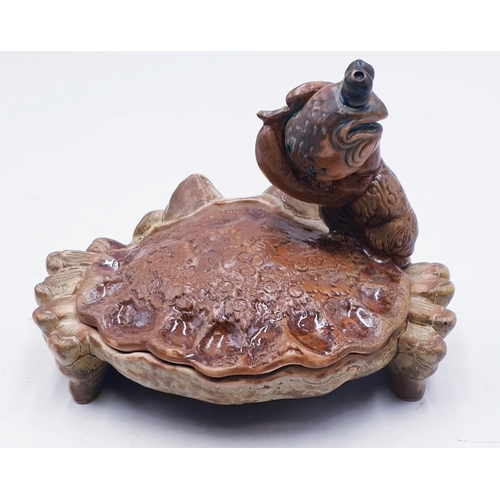 777 - COBRIDGE STONEWARE 14cm x 9cm LIDDED DISH FASHIONED AS A CRAB