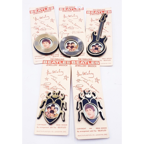 792 - BEATLES BROOCHES (5)  (Old)