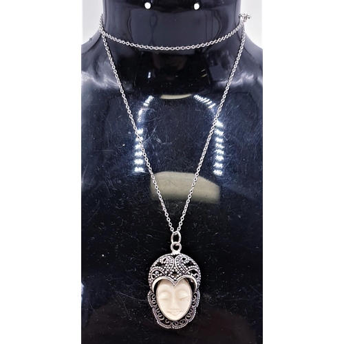 301 - STERLING SILVER (925) LADIES NECKLACE