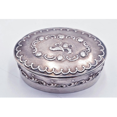 746 - SILVER (800) OVAL PILL BOX With FULL MARKINGS ON EDGE OF LID (Total Weight 13.84 Grams)