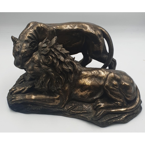 103 - COLD CAST BRONZE Extra Large 19cm x 40cm x 28cm MODEL OF A LION And LIONESS