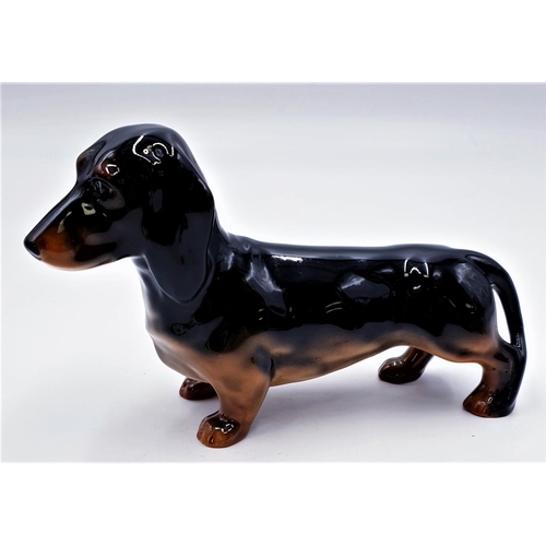 777 - BESWICK Large 14cm MODEL OF A DACHSHUND (Standing) Model No 361 (Black/Tan Gloss Colourway) 1936/83 ... 