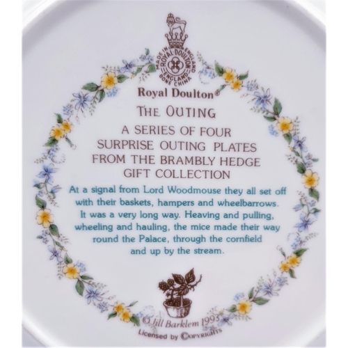 425 - ROYAL DOULTON CHINA 20.5cm  Dia PLATE 'THE OUTING' (A Series Of Four Surprise Outing Plates) FROM TH... 