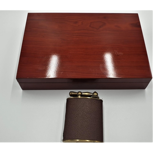 165A - POLISHED WOODEN Large 27xm x 19cm HINGED CIGAR BOX CONTAINING FIVE Large 15cm HAVANA STYLE CIGARS,LI... 