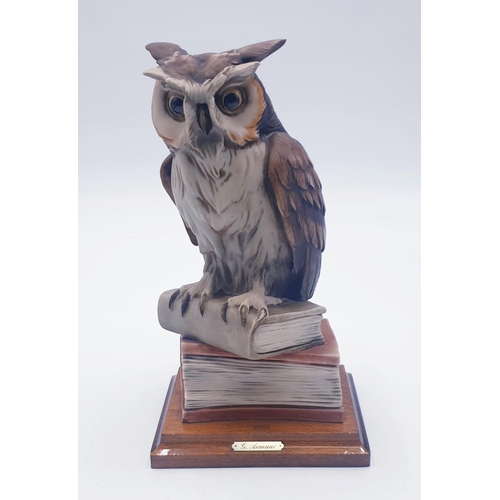 153 - CAPODIMONTE (Florence 1984) Large 25cm MODEL OF A OWL ON BOOKS MOUNTED ON A WOODEN PLINTH Signed G. ... 